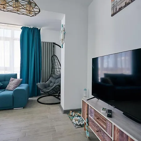 Hera Pool & Mamaia Nord Apartamento 3*