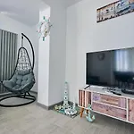 Hera Pool & Mamaia Nord Apartment