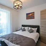 Apartment Hera Pool & Mamaia Nord