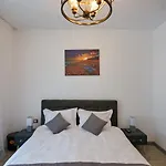 Hera Pool & Mamaia Nord Apartment Navodari