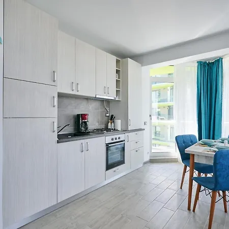 Appartamento Hera Pool & Mamaia Nord Năvodari