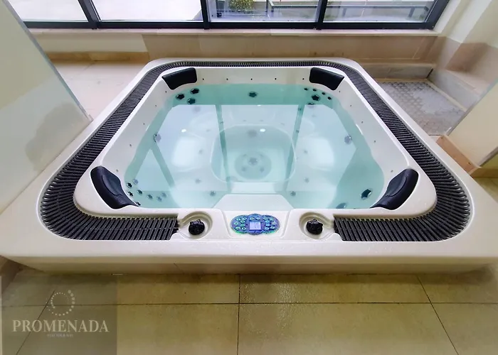 Apartmán Hera Pool & Mamaia Nord 3*