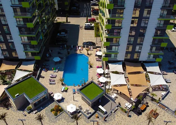 Hera Pool & Mamaia Nord Apartmán 3*