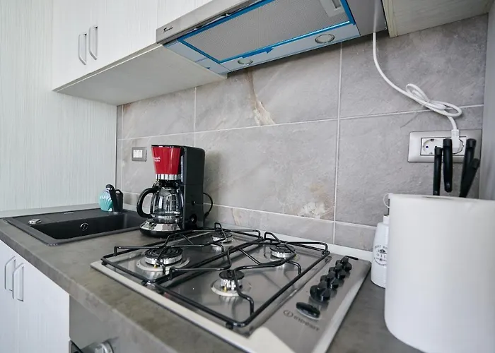 Hera Pool & Mamaia Nord