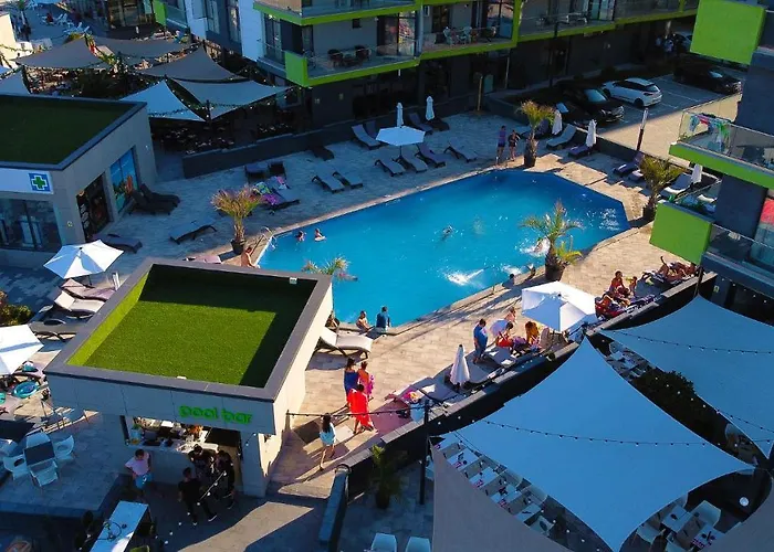 Apartmán Hera Pool & Mamaia Nord 3*